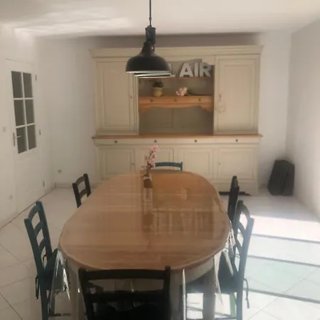 펜션 Maison Le Bel Air A 3km Du Virage De Mulsanne 9 Couchages Ruaudin